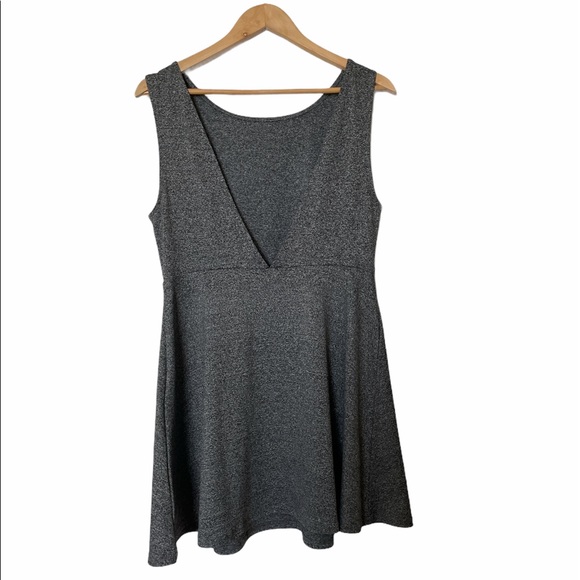 🛍Opened back A shape gray dress size L - Picture 2 of 4